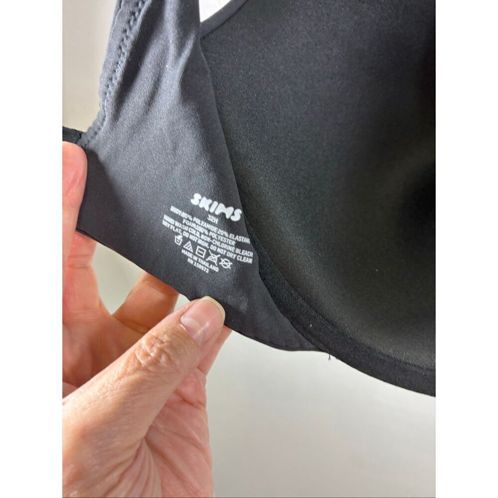 SKIMS NWT T Shirt Demi Bra in Onix Size 32H - Picture 8 of 9